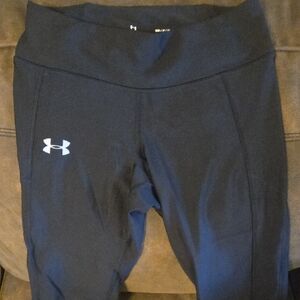 Under Armour Black Leggings With Zippered Bottoms Size M